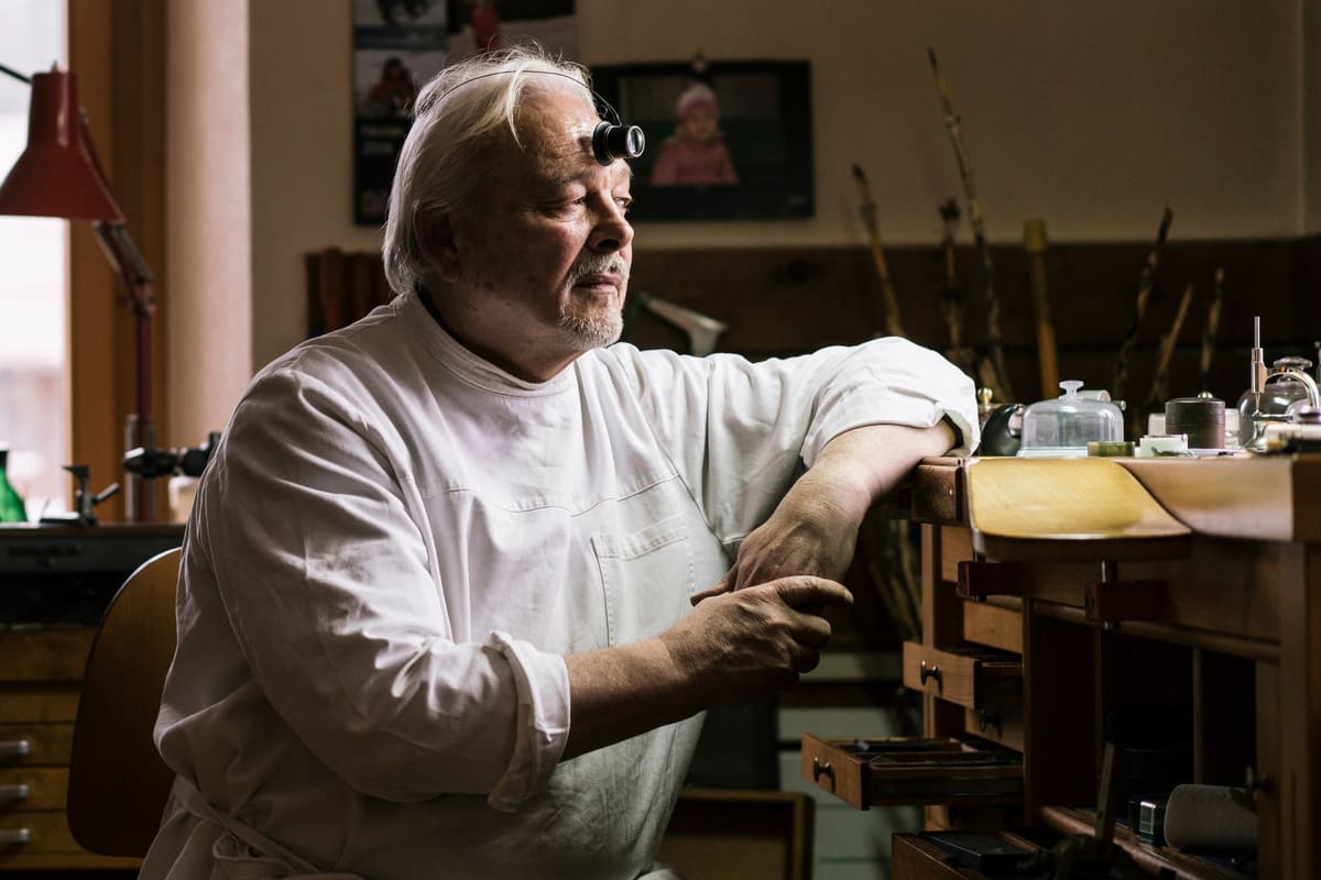 Philippe Dufour, horloger suisse et collectionneur de montres rares, figure emblématique de l’horlogerie artisanale