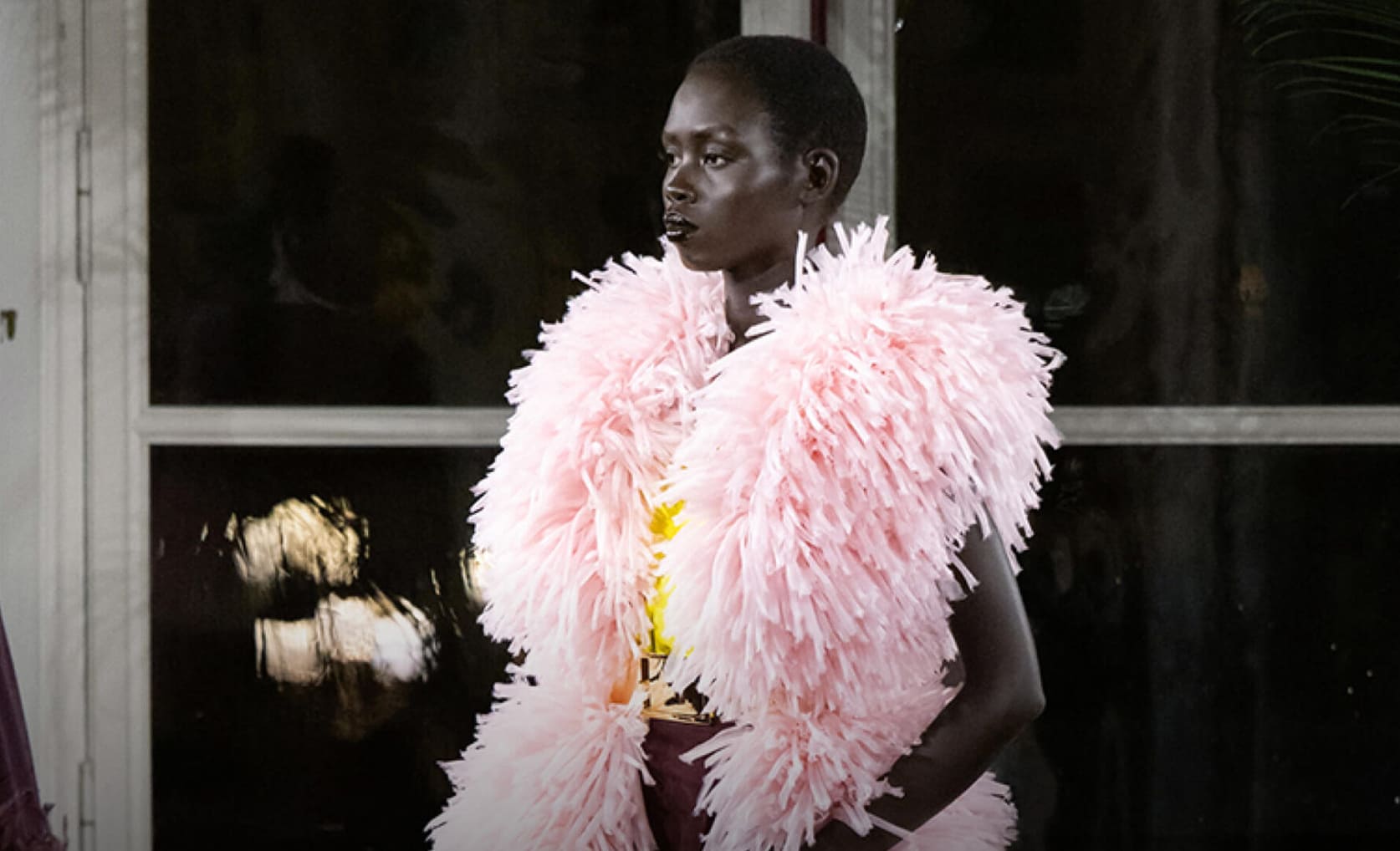 Maison Lemarié, plumassier parisien, spécialiste des plumes et fleurs pour la haute couture